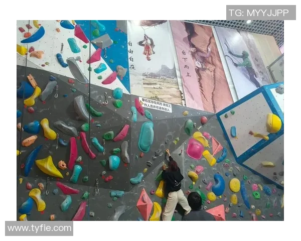 深圳攀岩队技术探讨与训练心得分享攀岩运动的未来发展展望 深圳攀岩队技术探讨与训练心得分享攀岩运动的未来发展展望